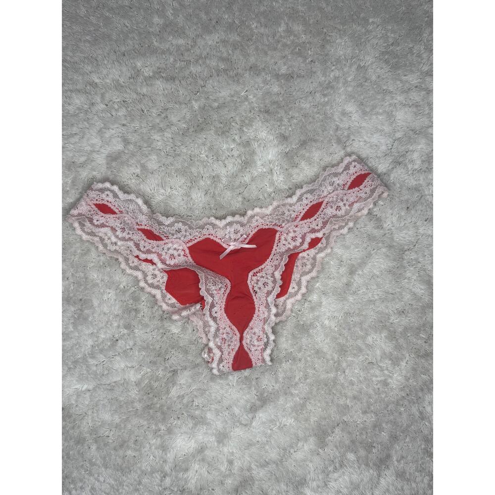 NWOT 2014 Victoria's Secret Red White Floral Lace Cheekini Petit Bikini XS - Picture 1 of 5